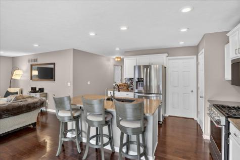 2333 Cranston Street South Bend IN 46614