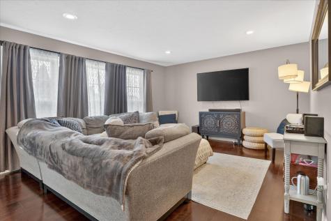 2333 Cranston Street South Bend IN 46614