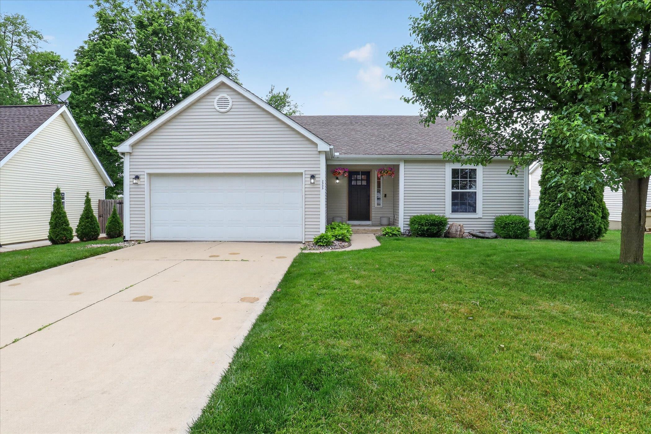 2333 Cranston Street South Bend IN 46614