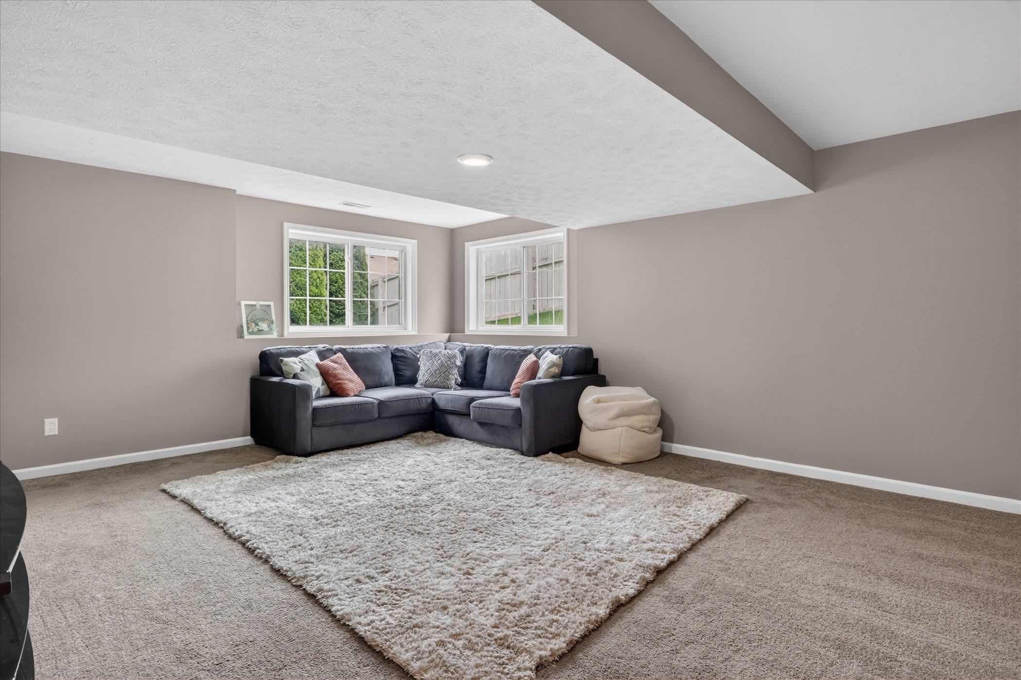 2333 Cranston Street South Bend IN 46614