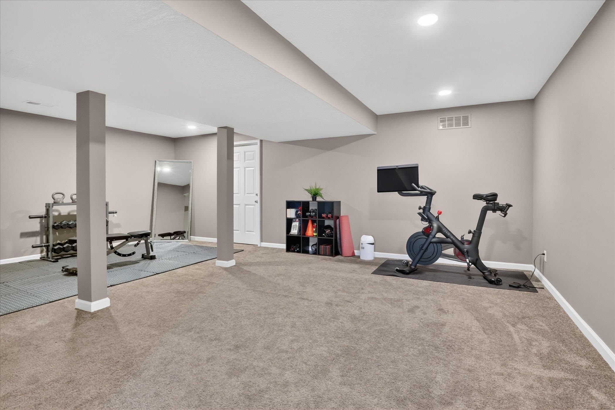 2333 Cranston Street South Bend IN 46614