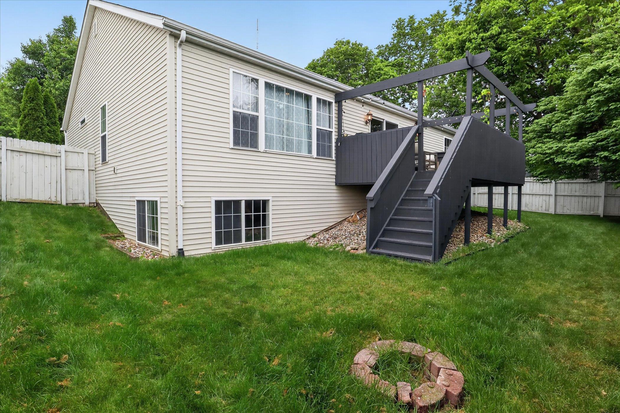 2333 Cranston Street South Bend IN 46614
