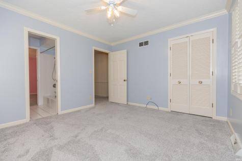 461 E Meade Drive Evansville IN 47715