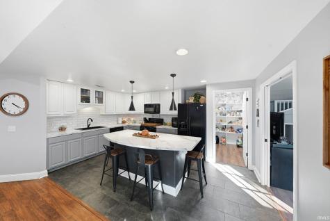 1017 E Talley Street Garrett IN 46738