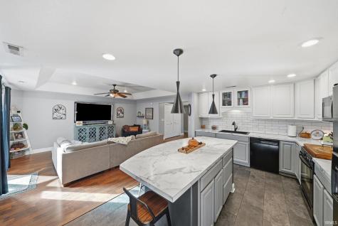 1017 E Talley Street Garrett IN 46738