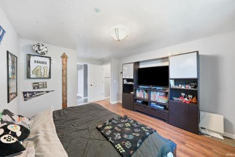 1017 E Talley Street Garrett IN 46738