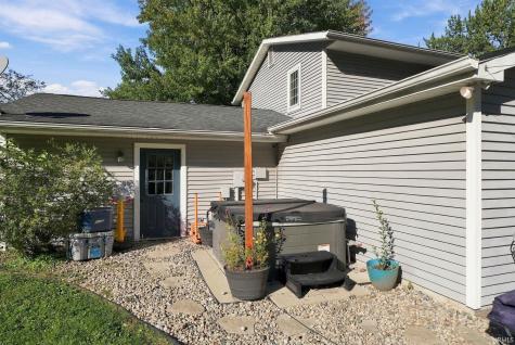 1017 E Talley Street Garrett IN 46738