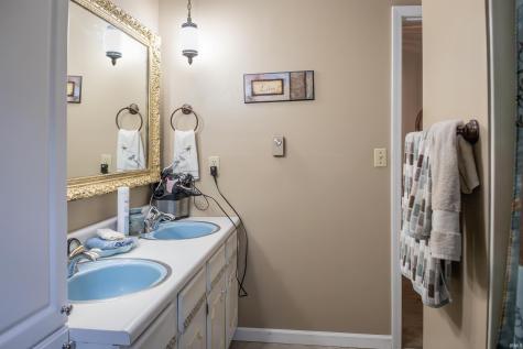 584 Trinton Circle Bedford IN 47421