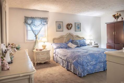 584 Trinton Circle Bedford IN 47421