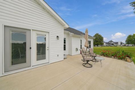 2098 S Raccoon Run Boulevard Winona Lake IN 46590