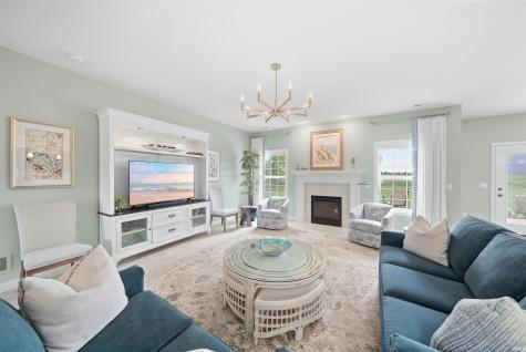 2098 S Raccoon Run Boulevard Winona Lake IN 46590