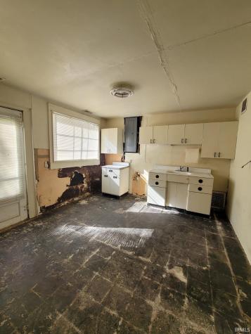530 W Jackson Street Galveston IN 46932
