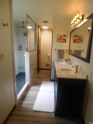 9737 N Marine Key Drive Syracuse IN 46567