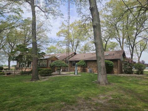 532 N 40 E Winamac IN 46996