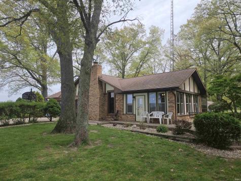 532 N 40 E Winamac IN 46996