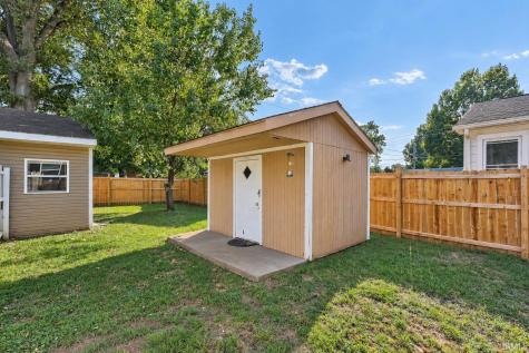 1829 Monroe Avenue Evansville IN 47714