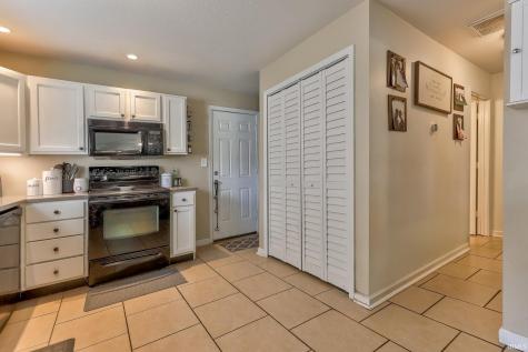 1829 Monroe Avenue Evansville IN 47714