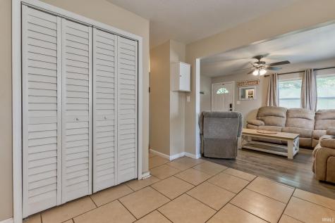 1829 Monroe Avenue Evansville IN 47714