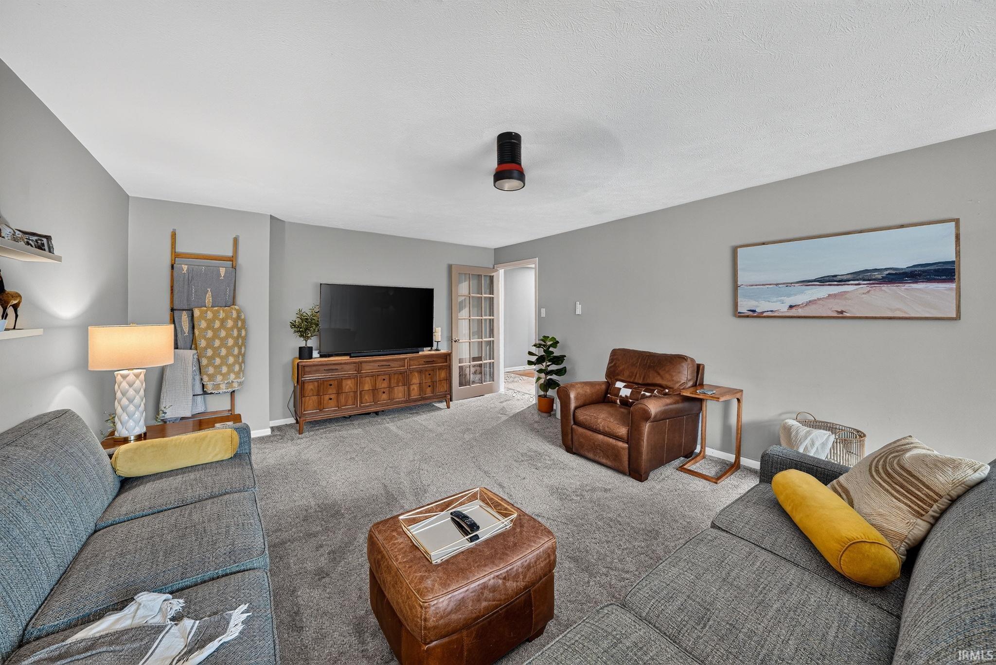 1024 E Eckman Street South Bend IN 46614
