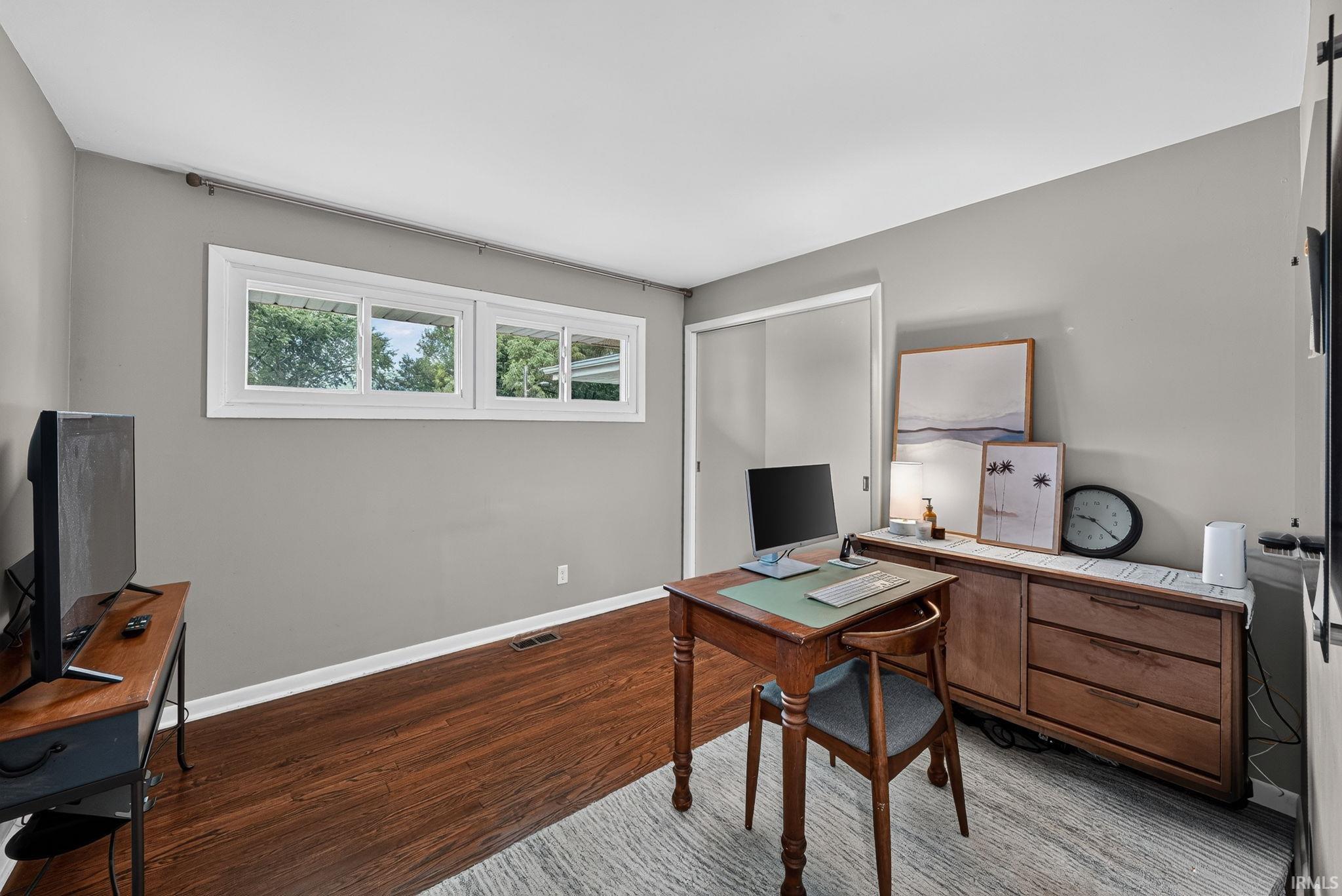 1024 E Eckman Street South Bend IN 46614