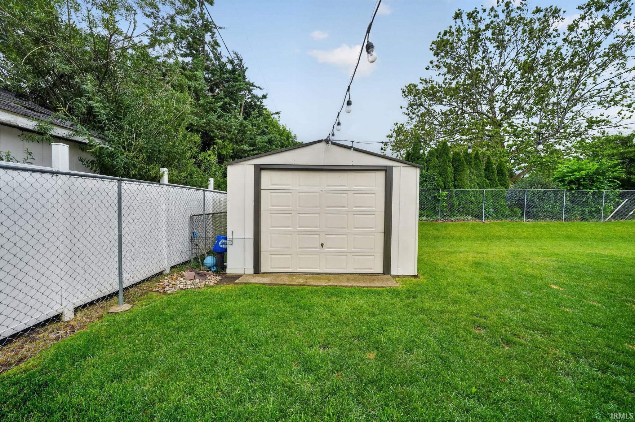 1024 E Eckman Street South Bend IN 46614