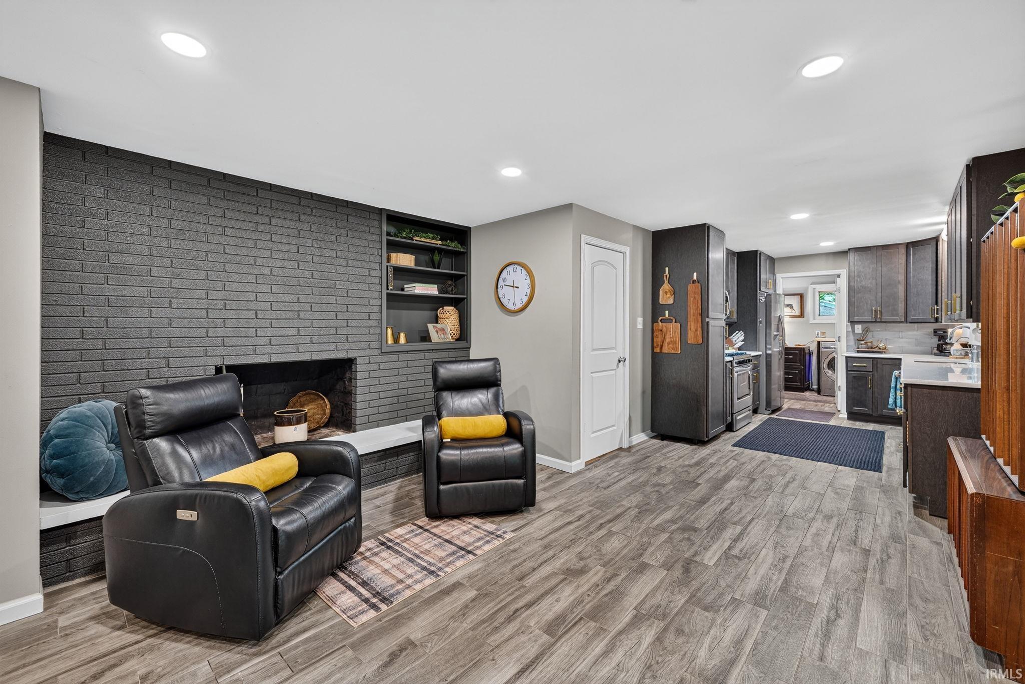 1024 E Eckman Street South Bend IN 46614