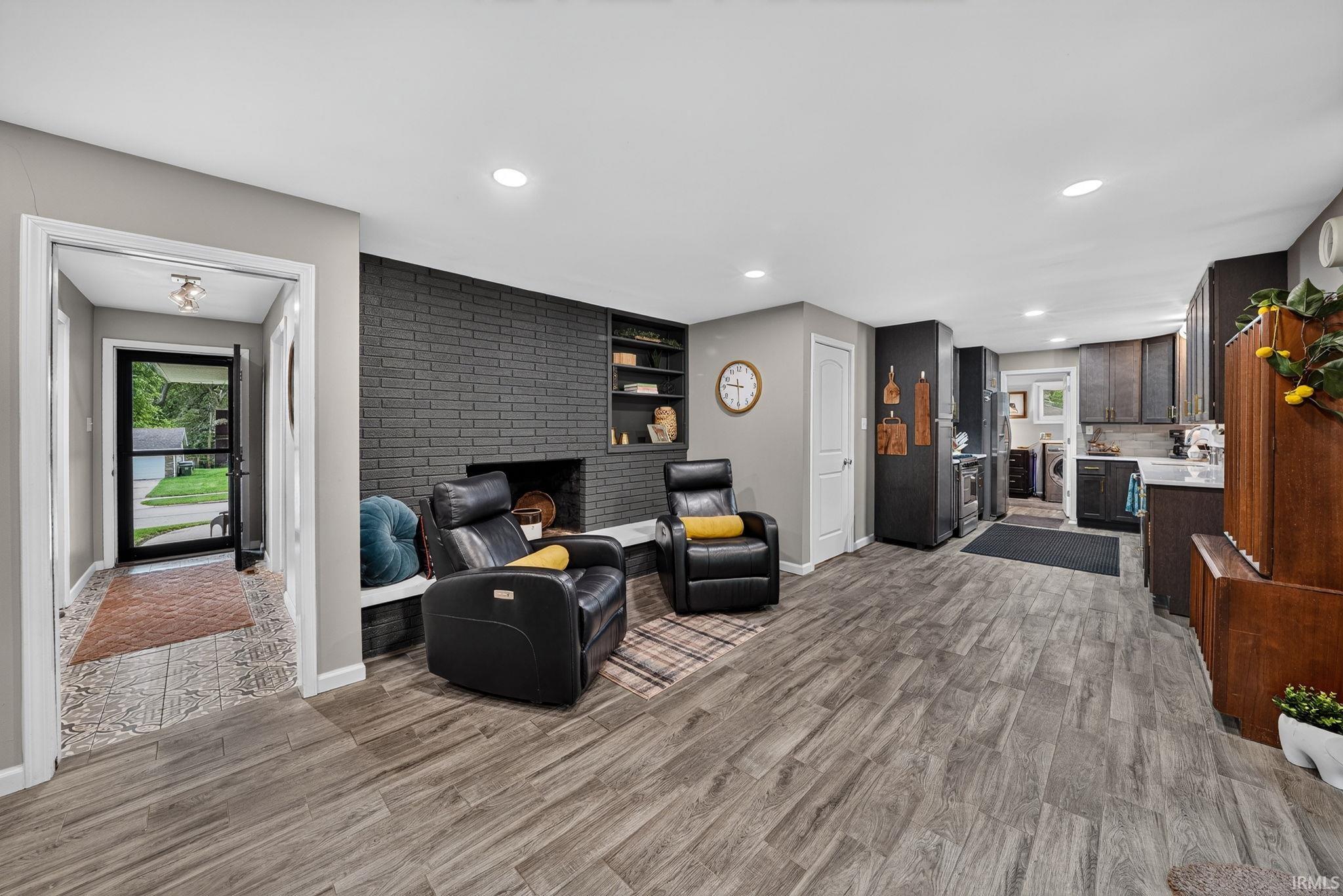1024 E Eckman Street South Bend IN 46614