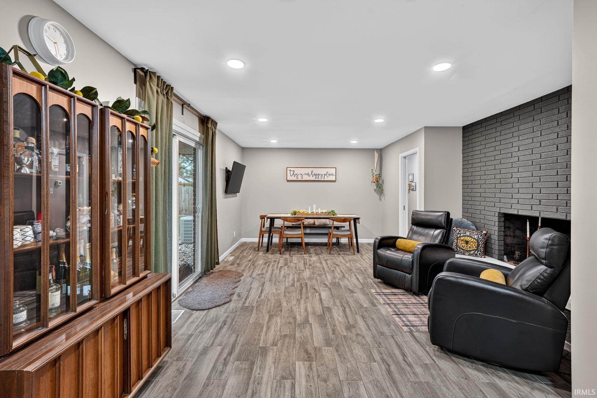 1024 E Eckman Street South Bend IN 46614