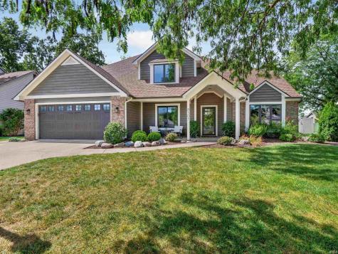 8307 Hunters Knoll Place Fort Wayne IN 46825