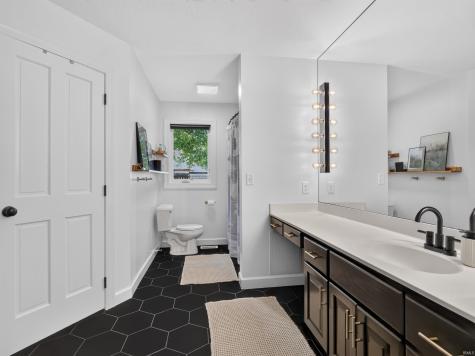 8307 Hunters Knoll Place Fort Wayne IN 46825