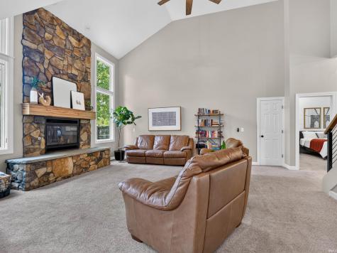 8307 Hunters Knoll Place Fort Wayne IN 46825