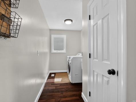 8307 Hunters Knoll Place Fort Wayne IN 46825