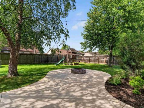 8307 Hunters Knoll Place Fort Wayne IN 46825