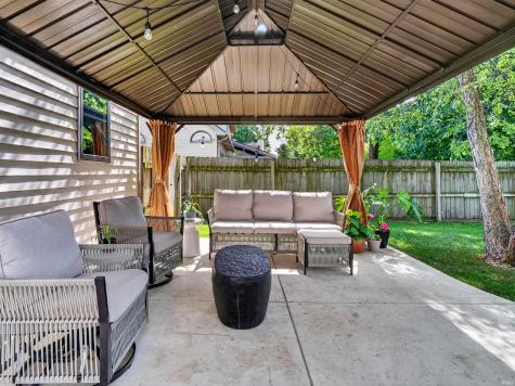8307 Hunters Knoll Place Fort Wayne IN 46825
