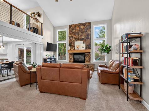 8307 Hunters Knoll Place Fort Wayne IN 46825