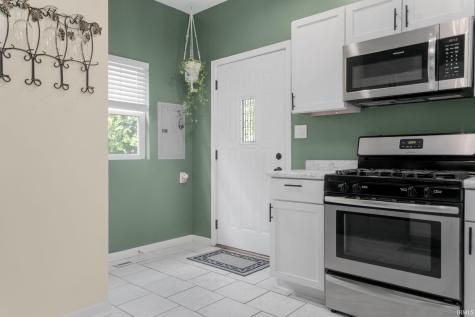 1023 Sherman Avenue South Bend IN 46616