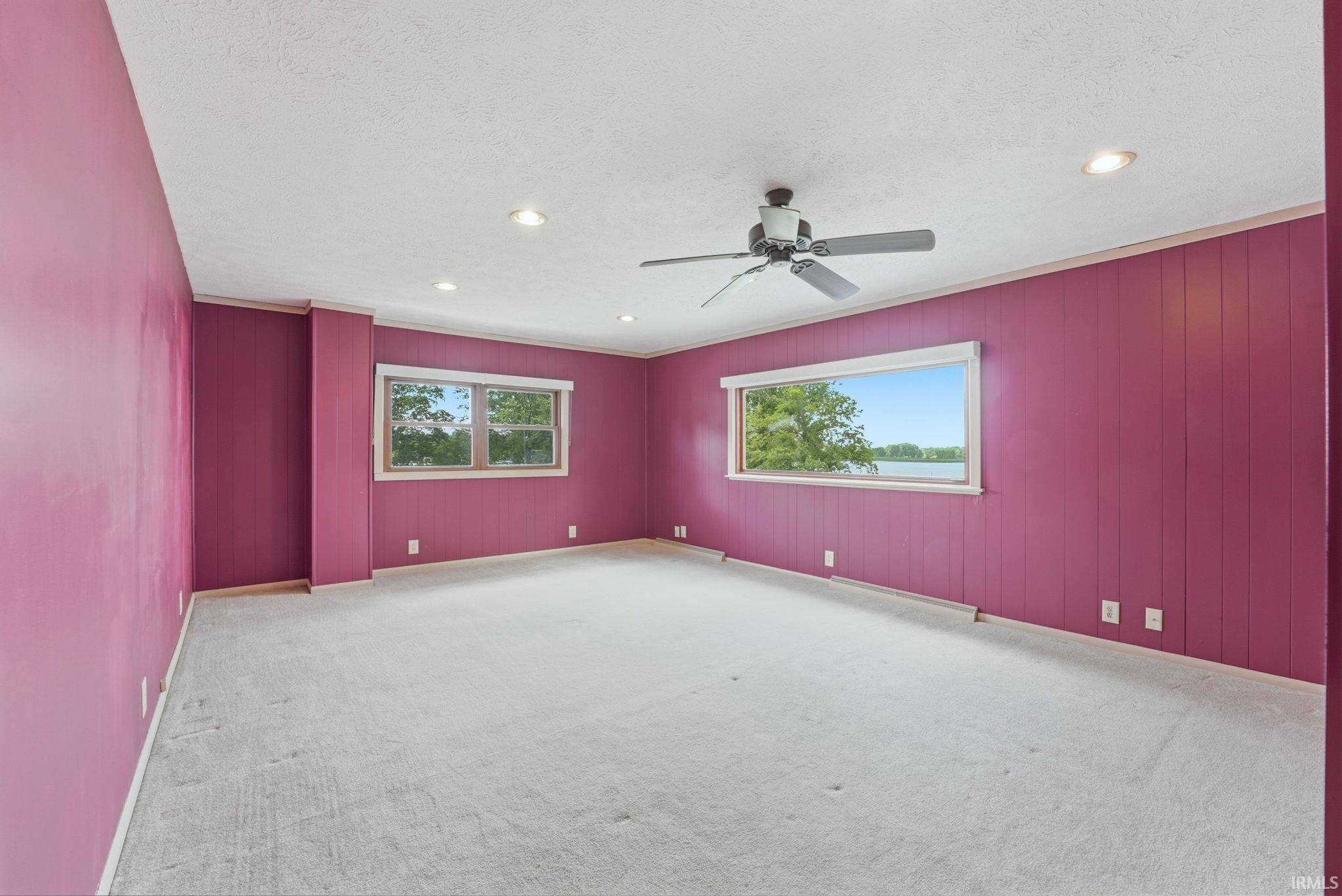 2083 Chapman Lake Drive Warsaw IN 46582