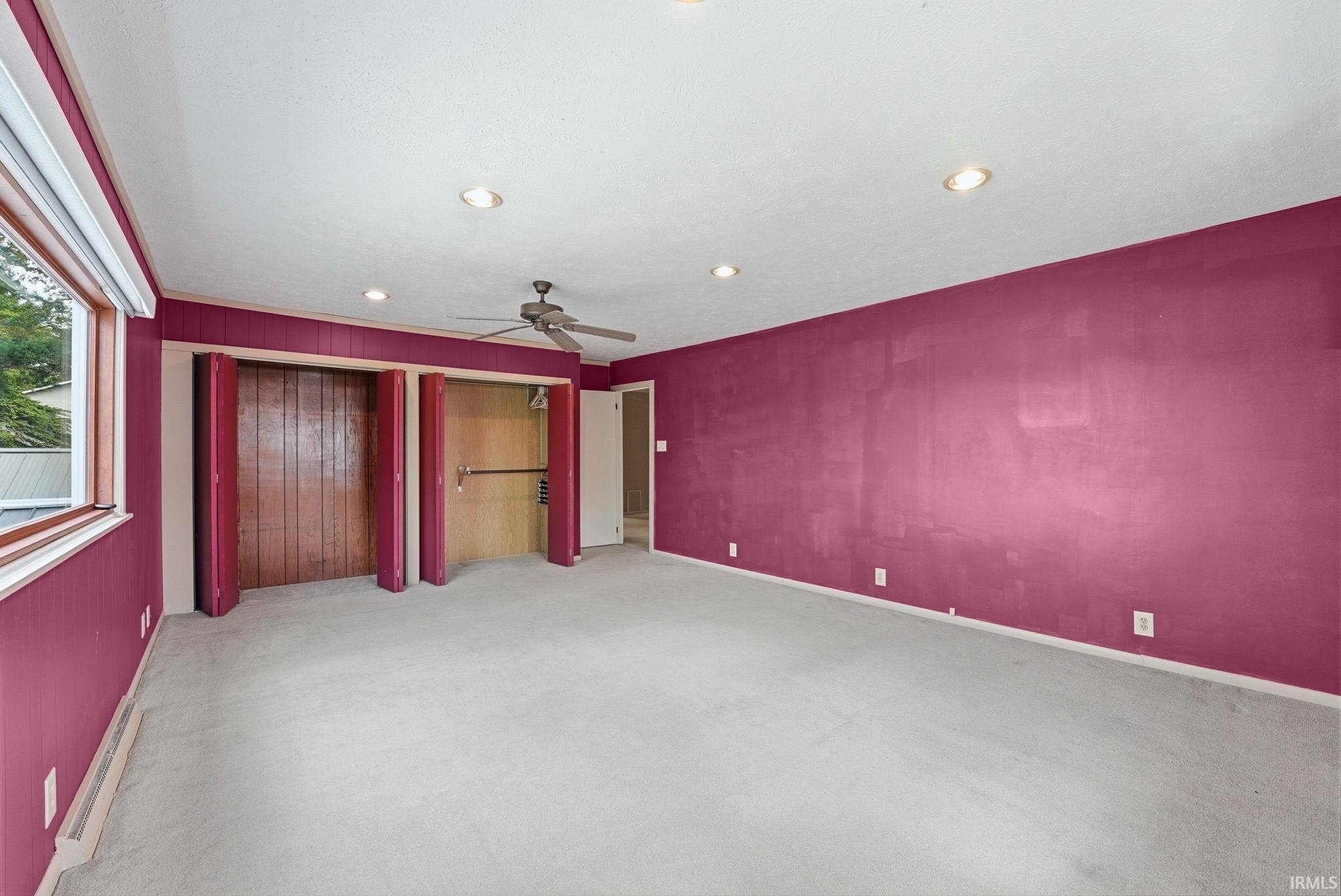 2083 Chapman Lake Drive Warsaw IN 46582
