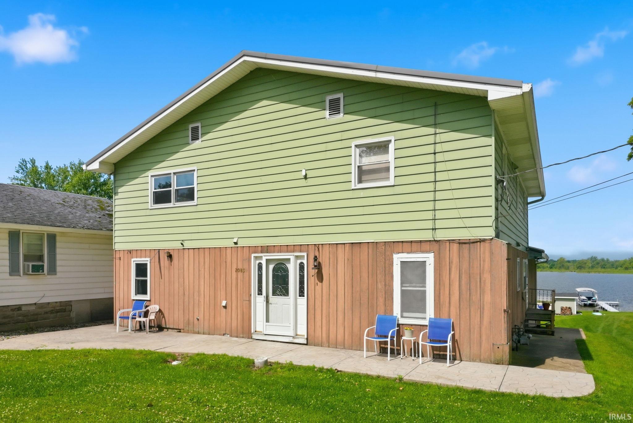 2083 Chapman Lake Drive Warsaw IN 46582
