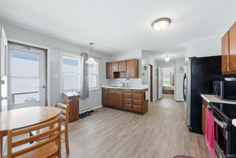 2083 Chapman Lake Drive Warsaw IN 46582