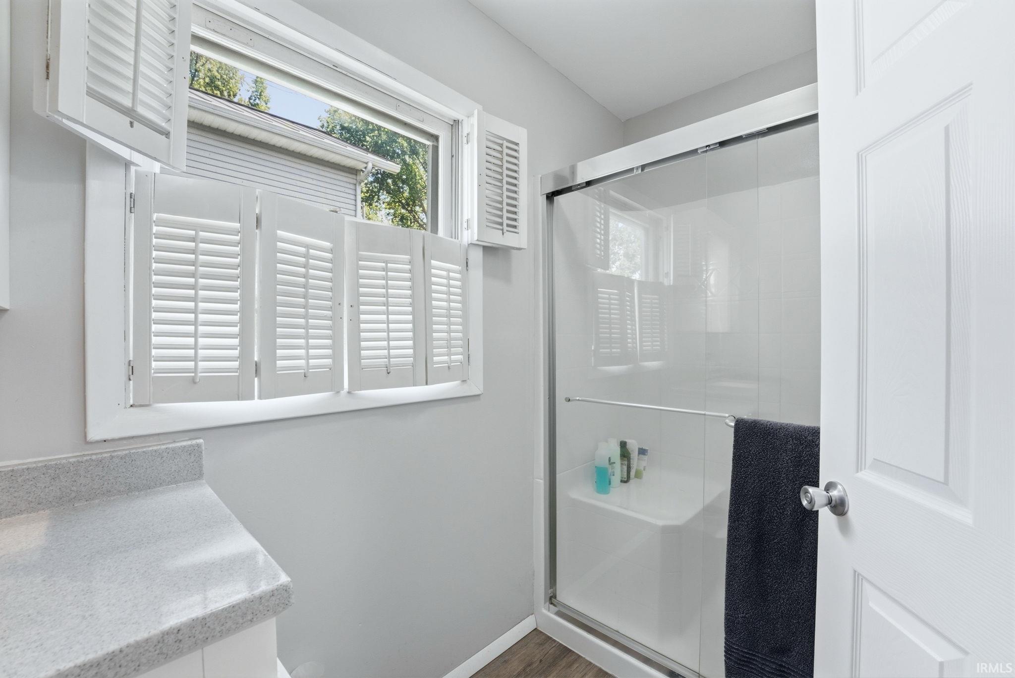 2083 Chapman Lake Drive Warsaw IN 46582