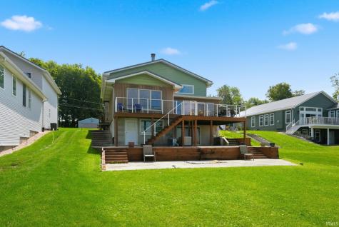2083 Chapman Lake Drive Warsaw IN 46582