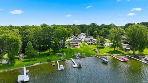 2083 Chapman Lake Drive Warsaw IN 46582
