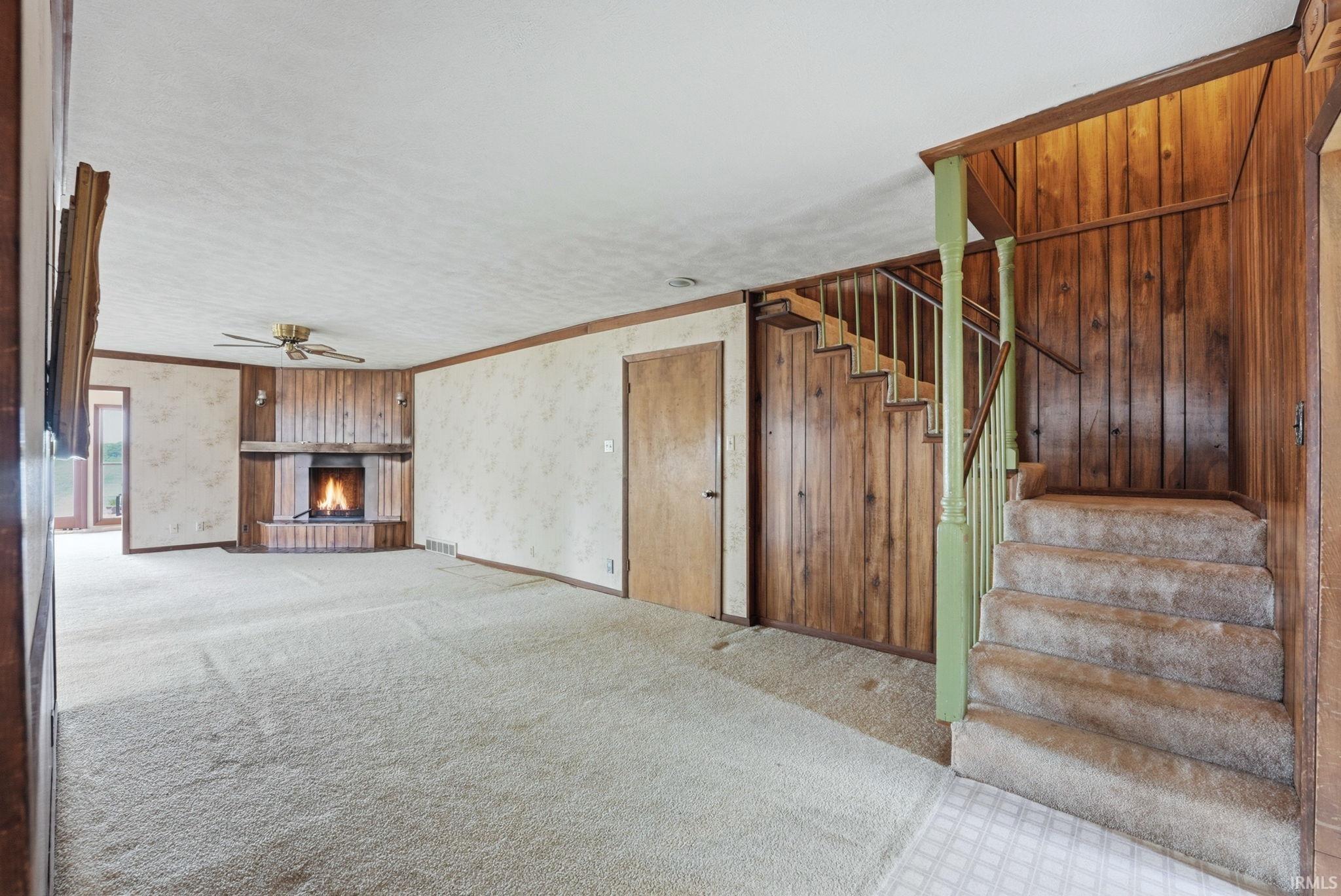 2083 Chapman Lake Drive Warsaw IN 46582