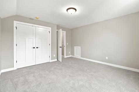 4796 Whittlebury Drive Fort Wayne IN 46818