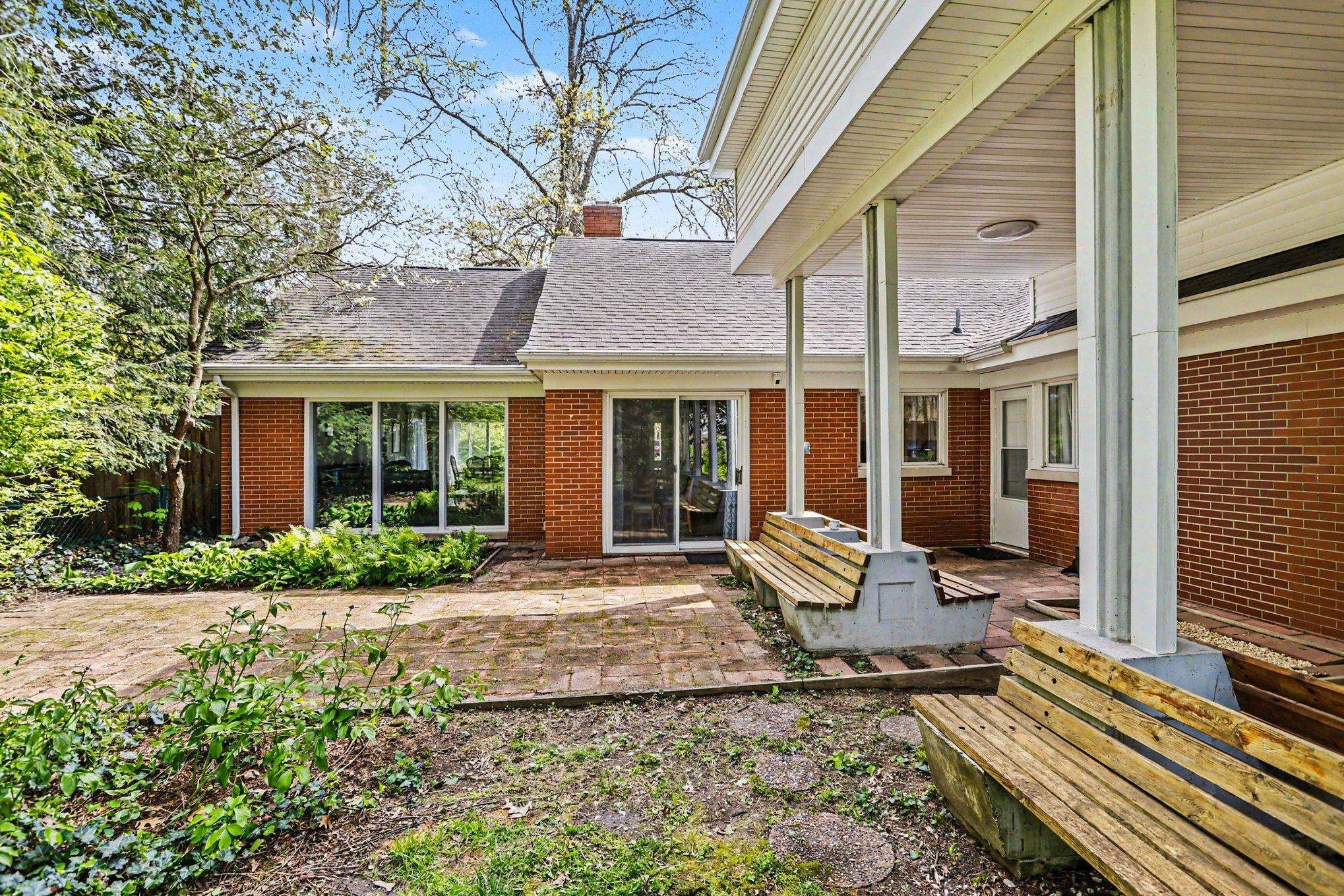 1710 Rainbow Bend Boulevard Elkhart IN 46514