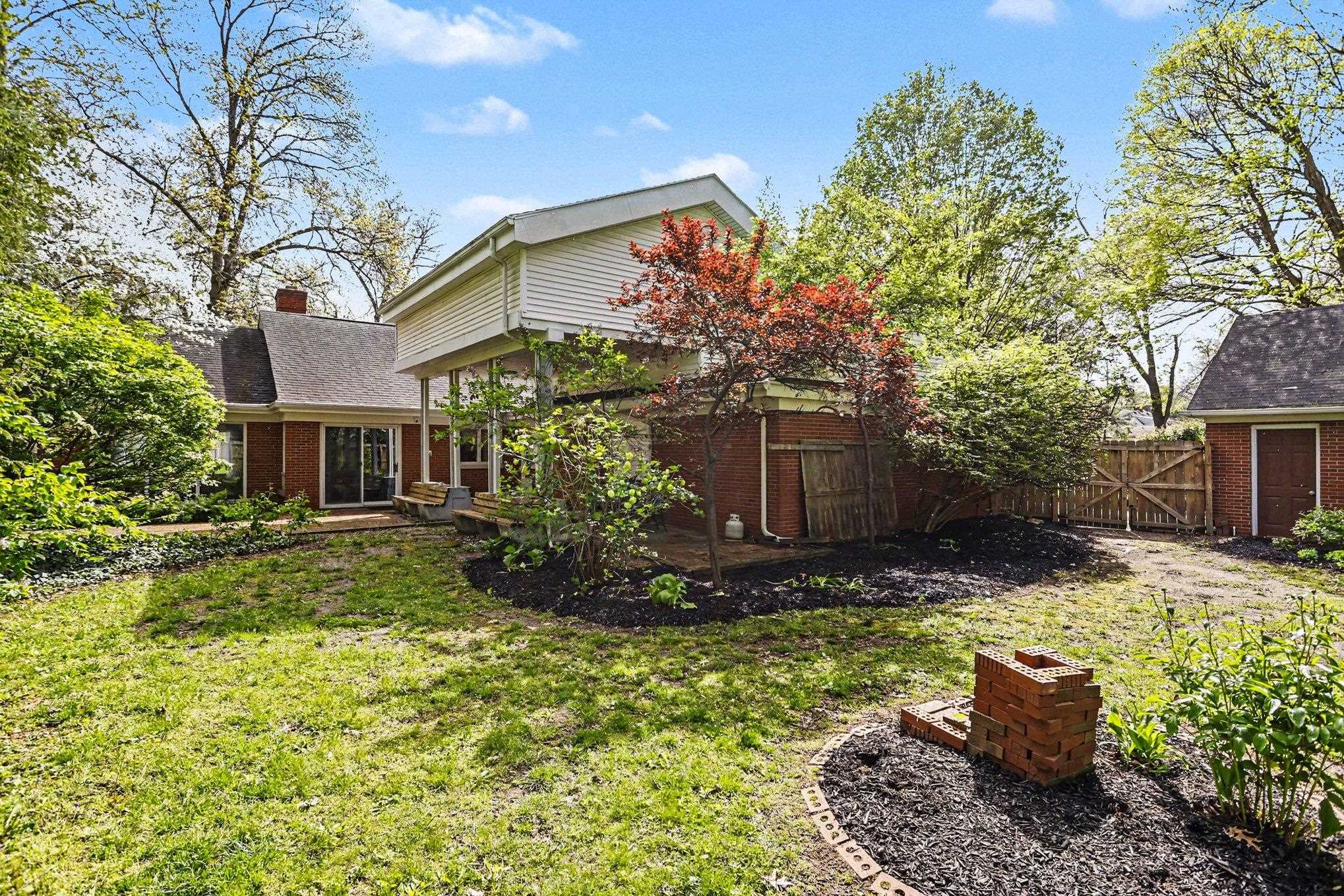 1710 Rainbow Bend Boulevard Elkhart IN 46514