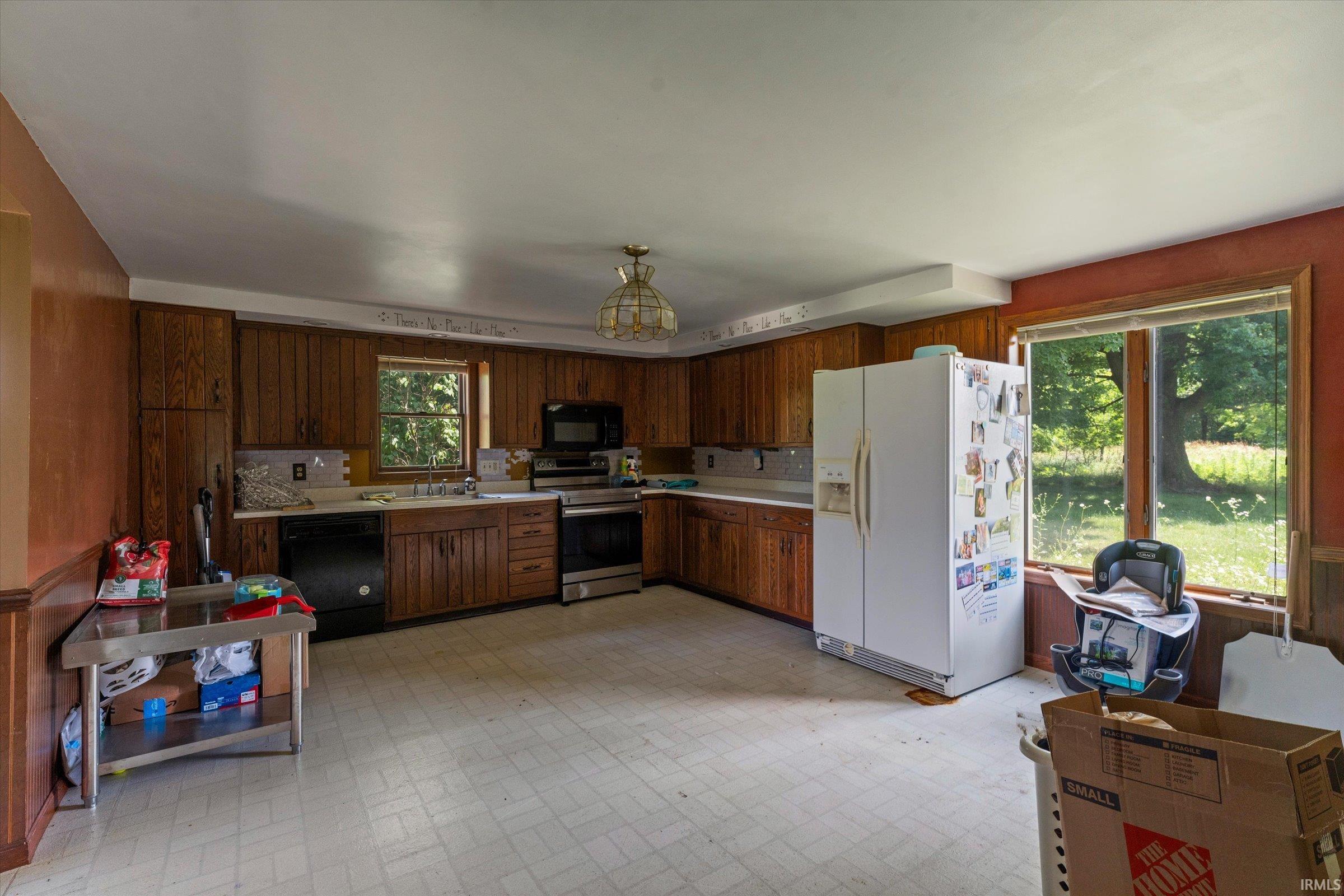 65582 Juniper Road Lakeville IN 46536