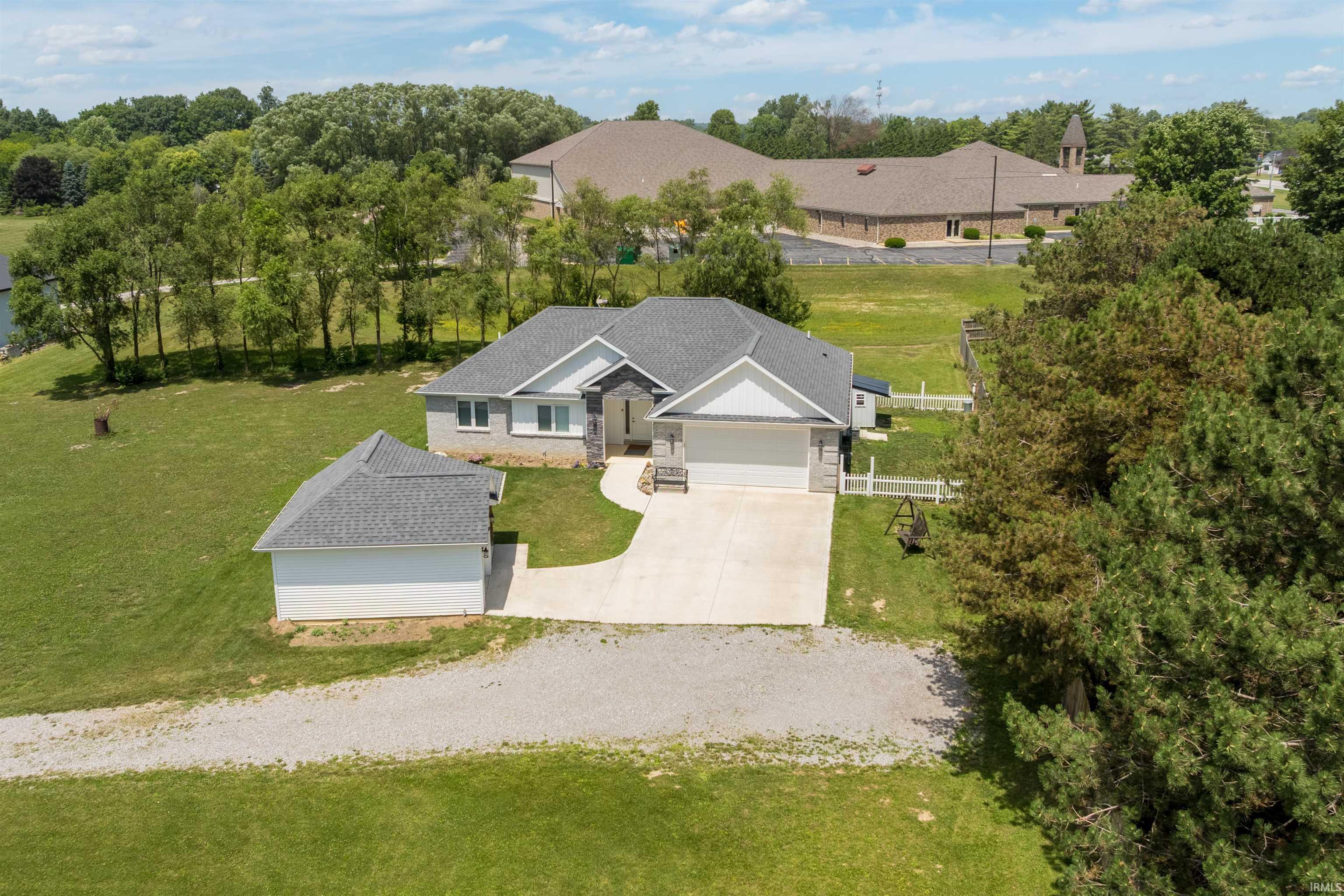 9883 Gerig Road Leo IN 46765