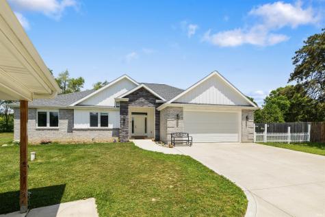 9883 Gerig Road Leo IN 46765